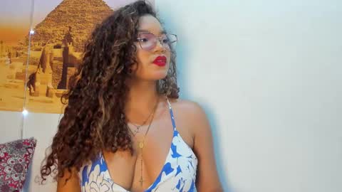 Snapshot of frezzita_ chatting on 10-29-25, 07:26 Frezzita online show from 10-29-25, 07:26