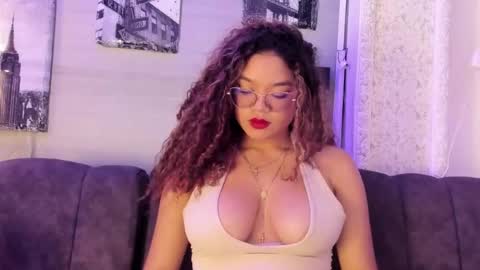 Snapshot of frezzita_ chatting on 12-13-25, 08:04 Frezzita online show from 12-13-25, 08:04