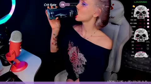 Frida A boost to fortune for the one who gives a thumbs up and a bonus lucky for those who support me by joining the fanclub online show from 12-24-24, 02:10