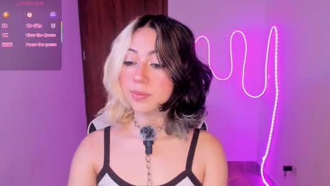 frida_lassi_ online show from 12-05-25, 12:03