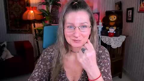 Snapshot of fridatander chatting on 02-14-25, 03:05 Frida Tander online show from 02-14-25, 03:05