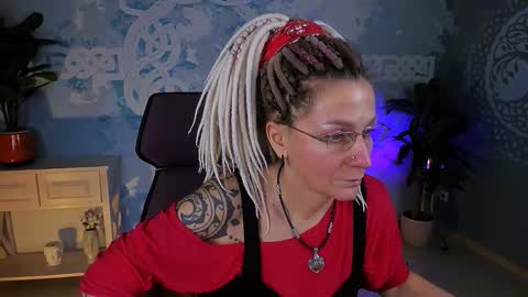 Frida Tander online show from 02-10-26, 05:11