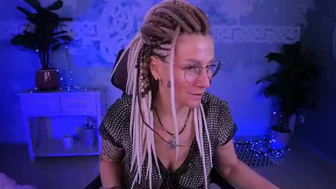 Frida Tander online show from 03-13-26, 05:36