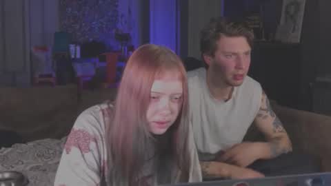 friend_zone_ online show from 11-25-25, 06:19