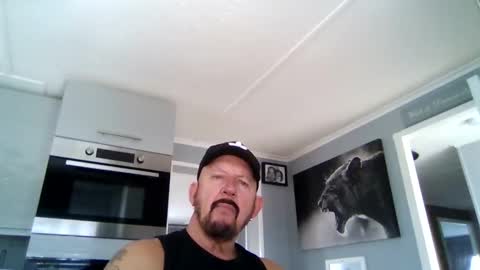 Snapshot of friskyneedsum chatting on 03-03-26, 12:22 bob online show from 03-03-26, 12:22