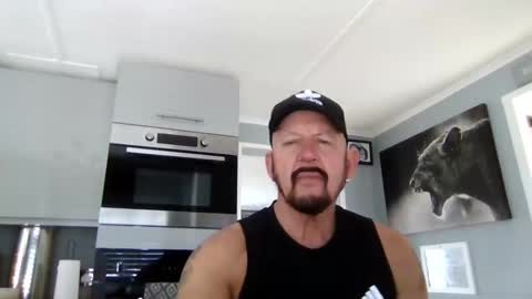 Snapshot of friskyneedsum chatting on 03-09-26, 01:48 bob online show from 03-09-26, 01:48