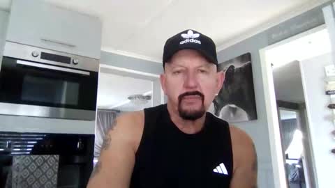 Snapshot of friskyneedsum chatting on 03-16-26, 02:43 bob online show from 03-16-26, 02:43