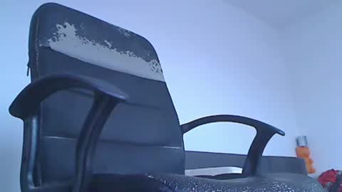 Snapshot of fritz12007 chatting on 01-17-26, 07:57 sexykl online show from 01-17-26, 07:57