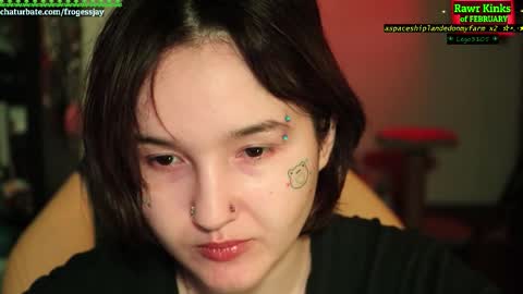 Snapshot of frogessjay chatting on 02-05-26, 03:11 Jaywise Frogfoot online show from 02-05-26, 03:11