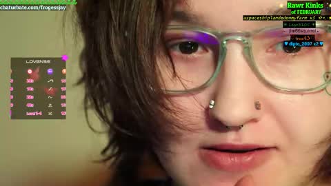 Snapshot of frogessjay chatting on 02-19-26, 06:37 Jaywise Frogfoot online show from 02-19-26, 06:37