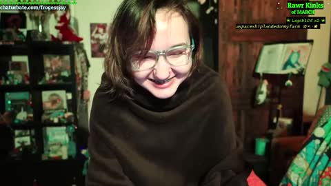 Snapshot of frogessjay chatting on 03-08-26, 01:36 Jaywise Frogfoot online show from 03-08-26, 01:36