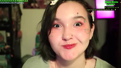 Snapshot of frogessjay chatting on 03-14-26, 08:58 Jaywise Frogfoot online show from 03-14-26, 08:58