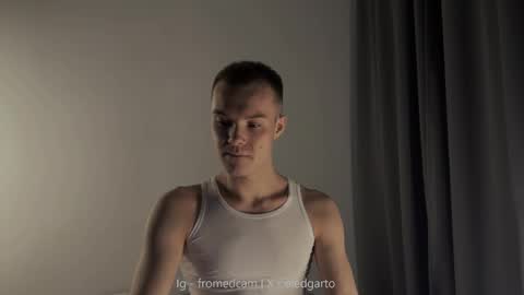 Snapshot of fromedcam chatting on 10-14-25, 08:53 ED online show from 10-14-25, 08:53