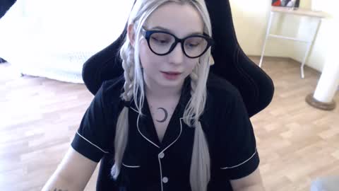 Lilith online show from 02-20-25, 11:09