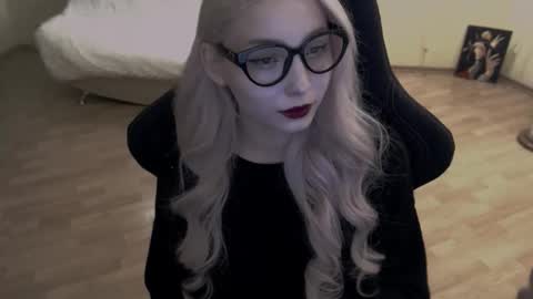 Lilith online show from 09-30-25, 05:18