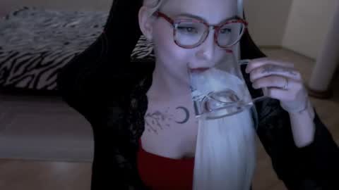 Lilith online show from 05-22-26, 06:35