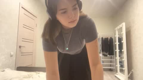 Emily online show from 10-08-25, 03:42