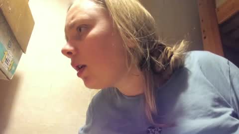 Snapshot of frumcake chatting on 12-11-24, 02:19 FrumCake online show from 12-11-24, 02:19