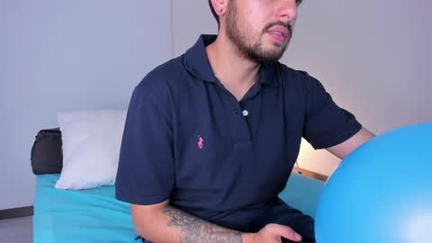 Snapshot of ftmxxxxy chatting on 01-21-25, 09:46 Dani online show from 01-21-25, 09:46