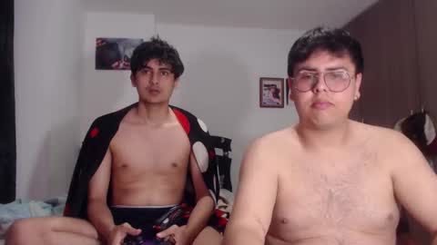 uwu online show from 11-21-25, 11:47