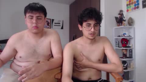 uwu online show from 11-22-25, 07:46