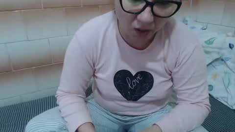 Ella online show from 12-17-24, 06:13