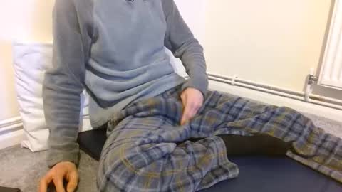 fuckbeatb online show from 11-30-25, 08:57