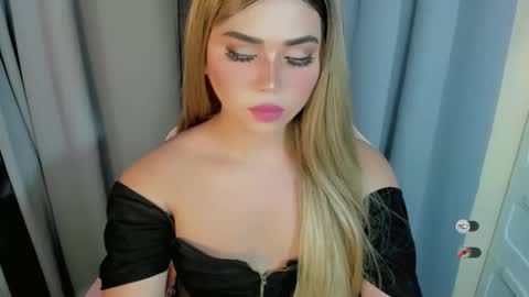 R A I N M O R A L E S  G M A I L . C O M online show from 03-26-26, 09:20