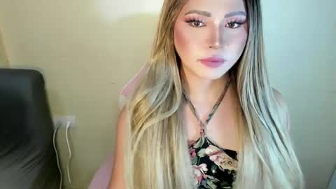 R A I N M O R A L E S  G M A I L . C O M online show from 04-17-26, 08:56