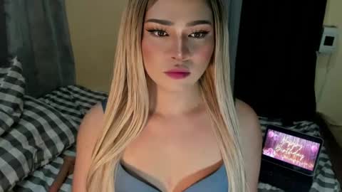 Snapshot of fuckdoll_rain chatting on 08-05-26, 06:11 R A I N M O R A L E S G M A I L . C O M online show from 08-05-26, 06:11