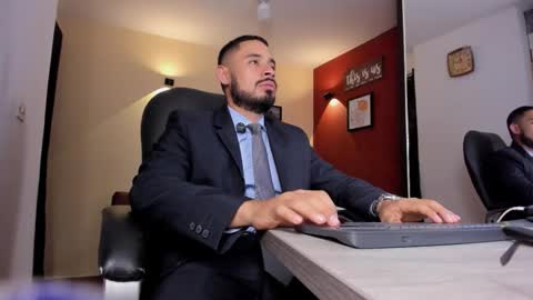SERGIO THE SEX LAWYER online show from 03-17-26, 03:33