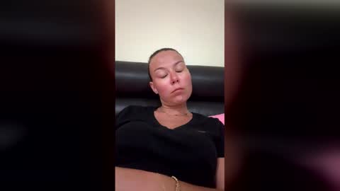 La online show from 02-12-26, 10:10