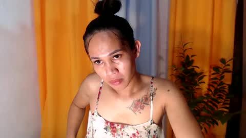 Snapshot of fuckingmonna chatting on 02-13-25, 09:38 fuckingmonna online show from 02-13-25, 09:38