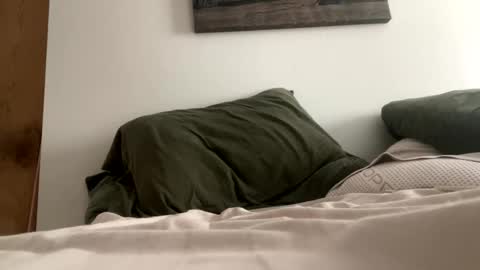 Snapshot of fuckleberries chatting on 02-11-25, 02:02 fuckleberries online show from 02-11-25, 02:02