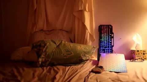 fuckmypussyplz1 online show from 04-25-26, 09:45