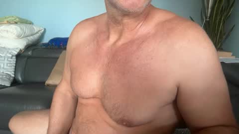 Gregorio online show from 08-01-26, 02:33