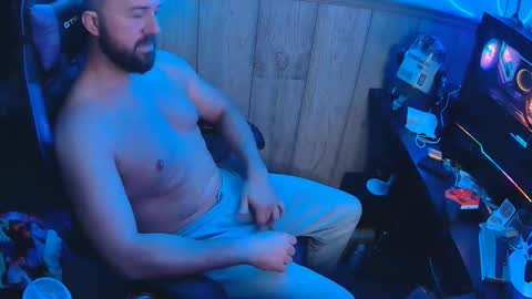 Snapshot of fufupop chatting on 10-25-25, 01:24 fufupop online show from 10-25-25, 01:24