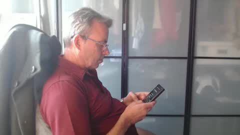 Snapshot of fuldaflyst4 chatting on 10-28-25, 09:46 fuldaflyst4 online show from 10-28-25, 09:46