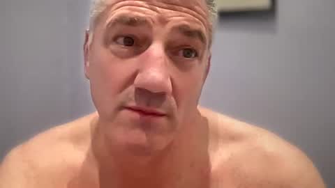 Snapshot of fullback_15 chatting on 03-12-26, 06:47 fullback_15 online show from 03-12-26, 06:47