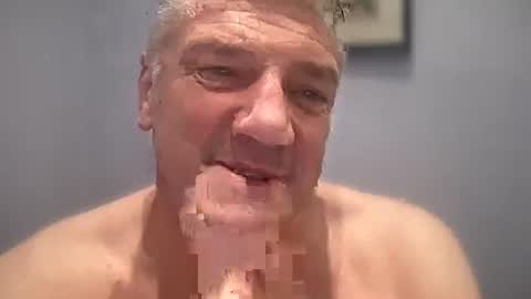 Snapshot of fullback_15 chatting on 03-21-26, 12:32 fullback_15 online show from 03-21-26, 12:32