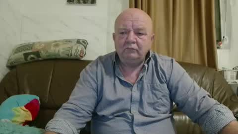 fullballs6 online show from 12-19-25, 03:02