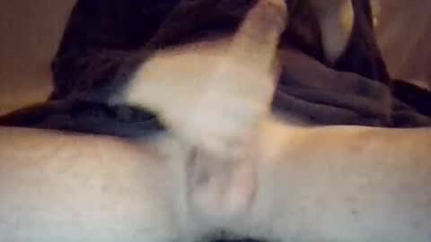 Snapshot of fun2playw420 chatting on 12-17-25, 08:20 eric online show from 12-17-25, 08:20