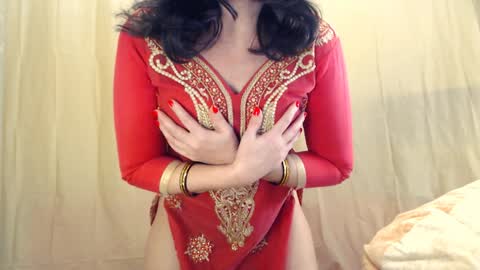 Snapshot of fun4tips chatting on 02-04-25, 04:18 Fun4Tips online show from 02-04-25, 04:18