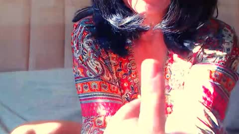 Snapshot of fun4tips chatting on 10-09-25, 03:04 Fun4Tips online show from 10-09-25, 03:04