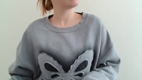 Emma online show from 04-27-26, 09:07