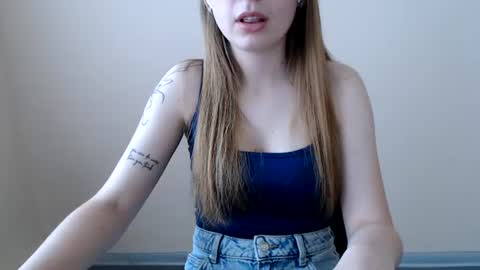 Emma online show from 06-21-26, 09:01