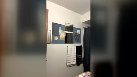 Linnys Palace online show from 03-06-26, 05:53