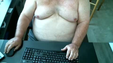 Snapshot of funlovinchub chatting on 06-18-26, 06:34 funlovinchub online show from 06-18-26, 06:34