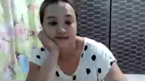MAE online show from 06-12-26, 01:43