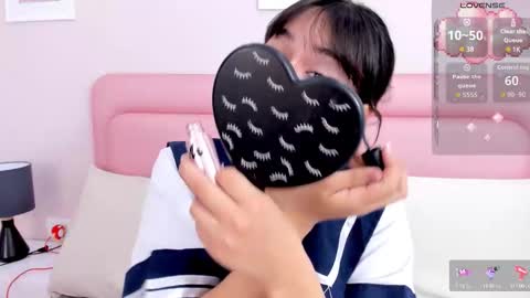 Samantha online show from 10-16-25, 01:01